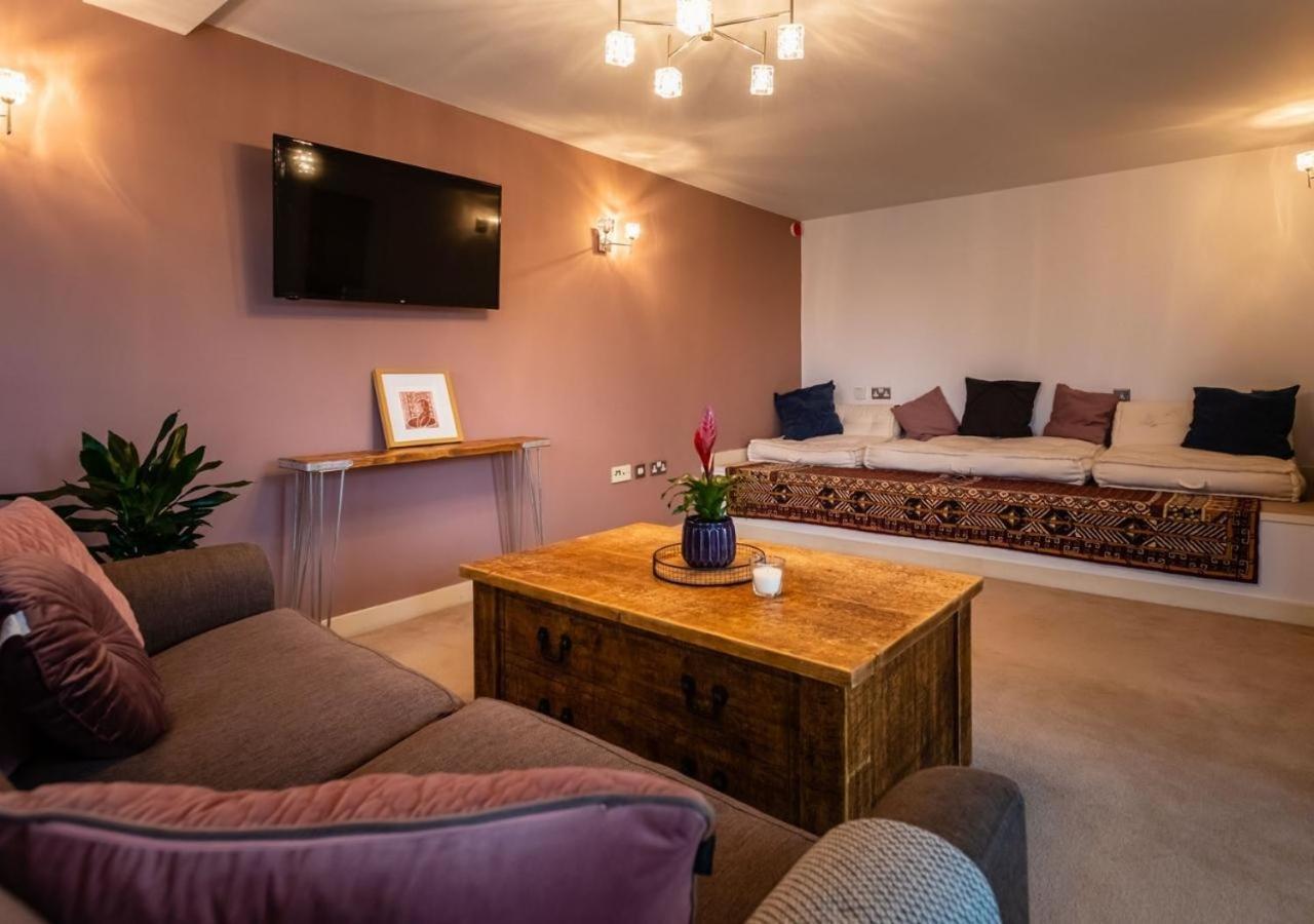 Lux Duplex Apartment 19Th Century Chapel Wakefield Centre Luaran gambar