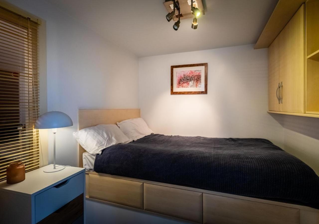 Lux Duplex Apartment 19Th Century Chapel Wakefield Centre Luaran gambar